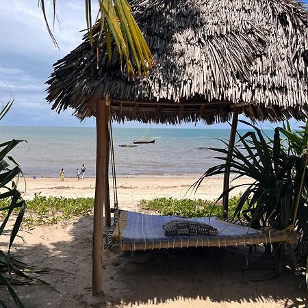 Ushongo Beach Bandas Pangani ภายนอก รูปภาพ