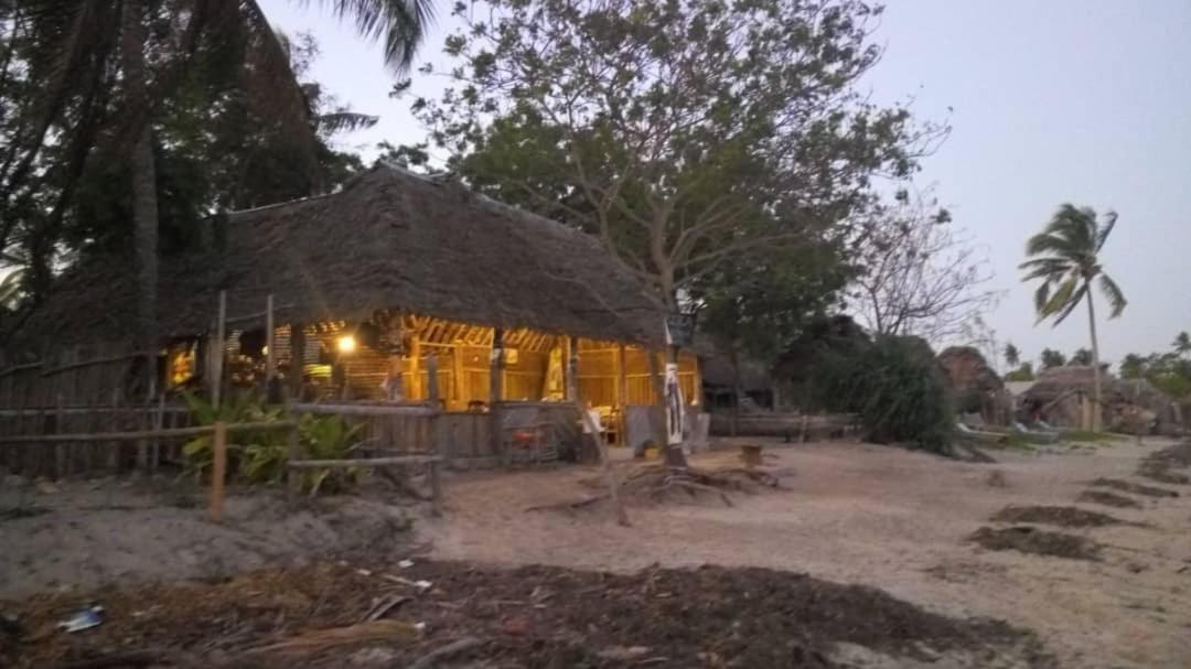 Ushongo Beach Bandas Pangani ภายนอก รูปภาพ