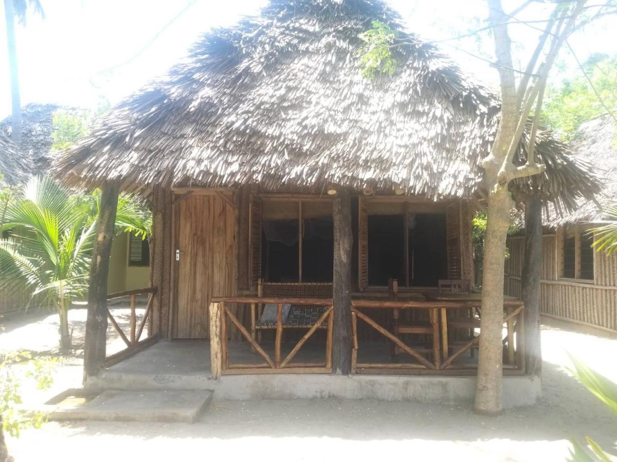 Ushongo Beach Bandas Pangani ภายนอก รูปภาพ