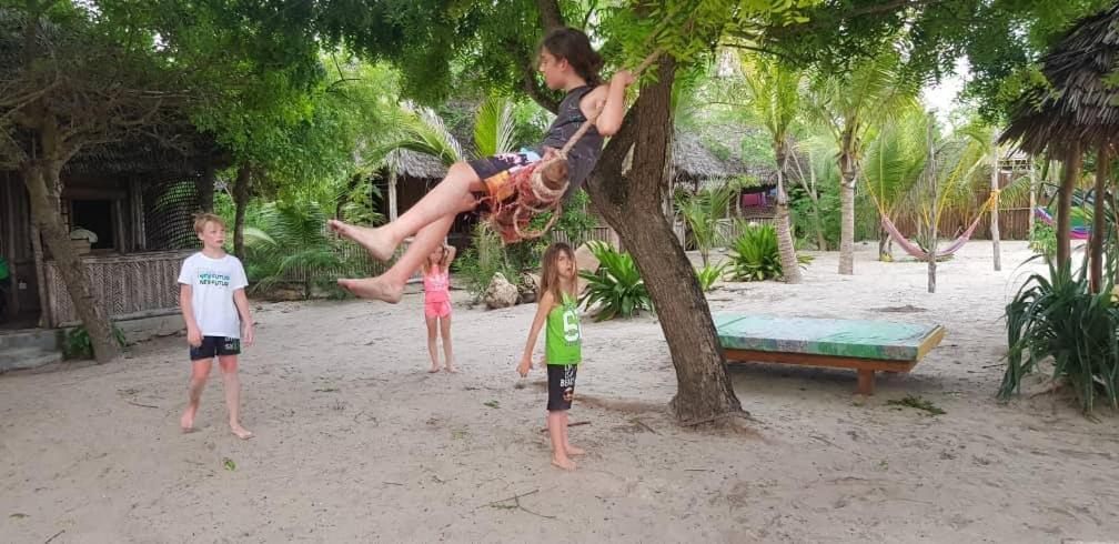 Ushongo Beach Bandas Pangani ภายนอก รูปภาพ