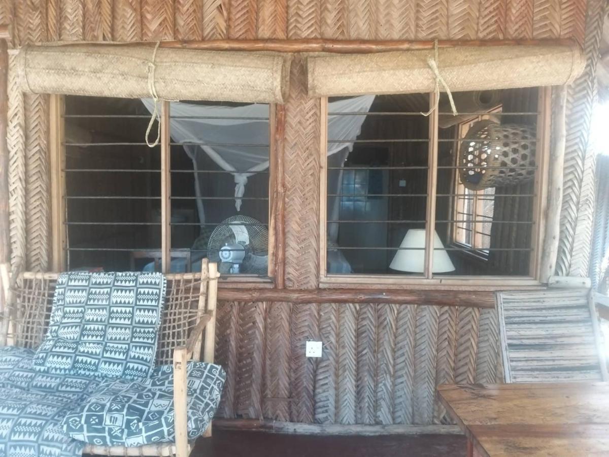 Ushongo Beach Bandas Pangani ภายนอก รูปภาพ