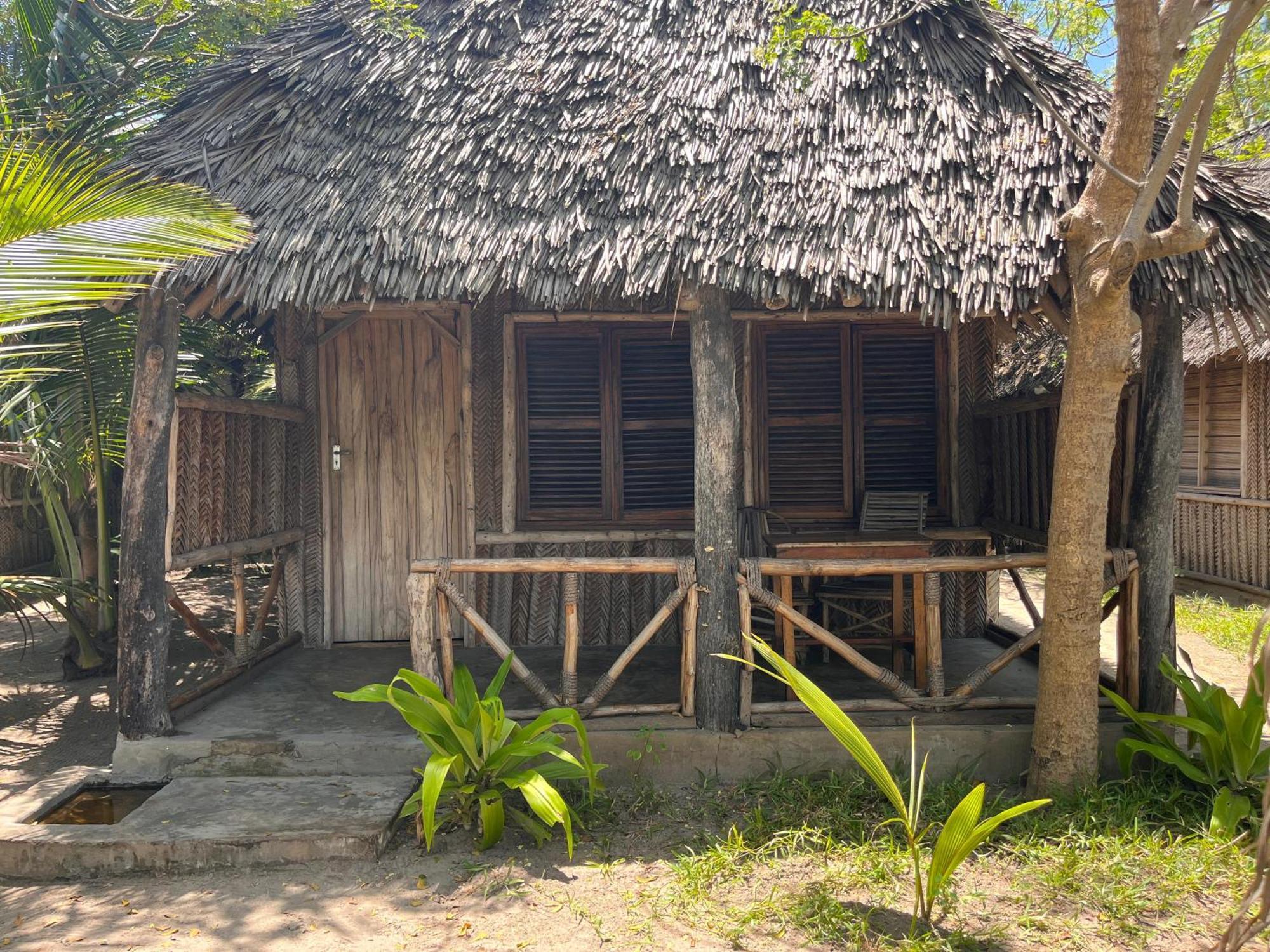 Ushongo Beach Bandas Pangani ภายนอก รูปภาพ